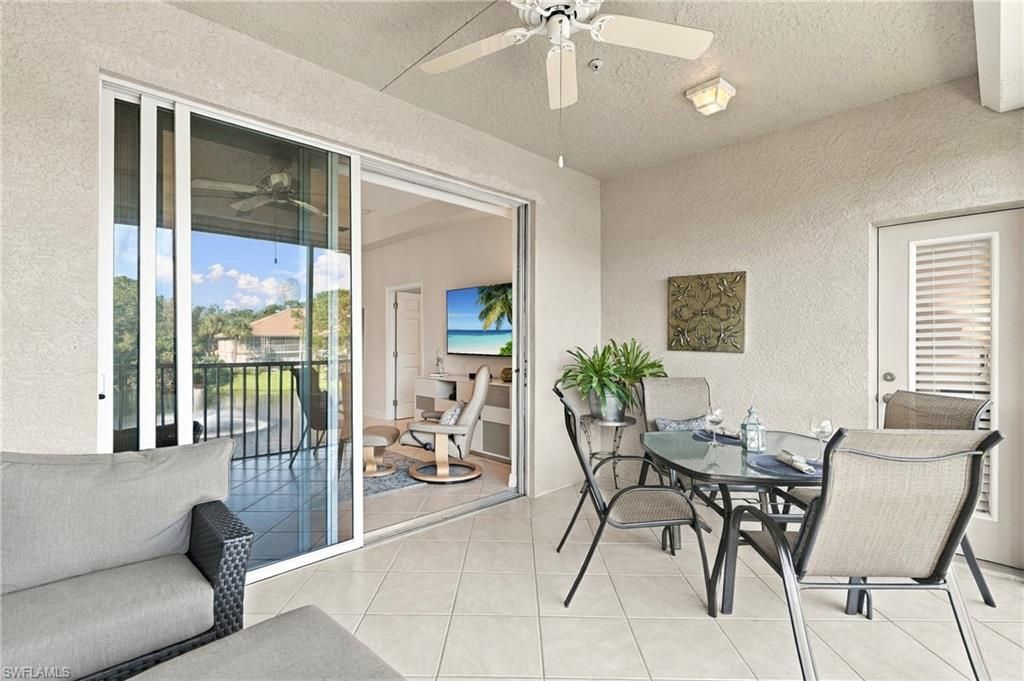 1112 Manor Lake Dr, Unit 202, Naples, FL 34110 Photo