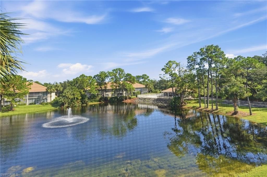 1112 Manor Lake Dr, Unit 202, Naples, FL 34110 Photo