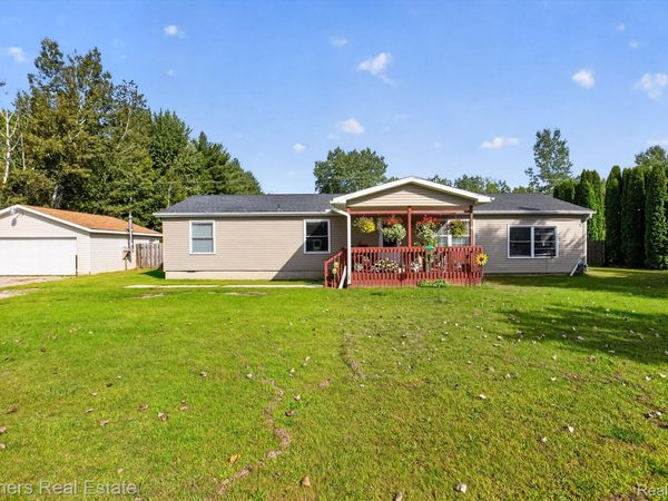 2901 S Leaton, Chippewa Township, Mi 48858