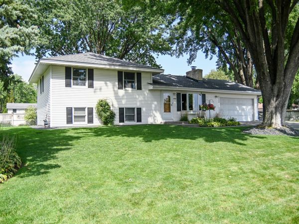 8486 88th Street S, Cottage Grove, MN 55016