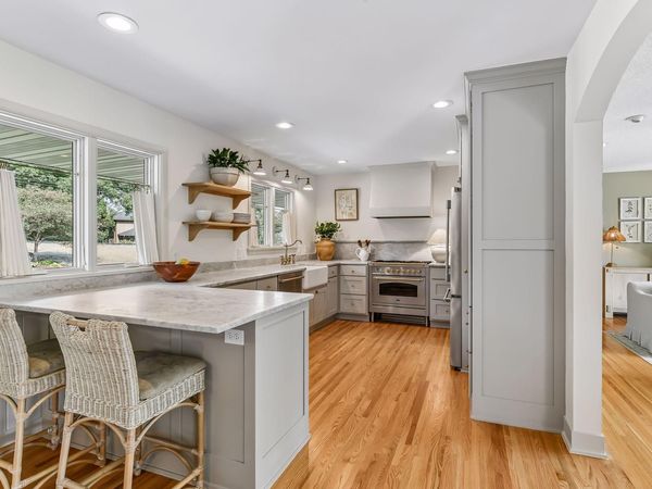 15803 Holdridge Road E, Wayzata, MN 55391