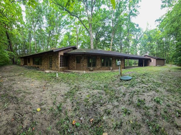 13326 Hardisty Road, Fort Wayne, IN 46845