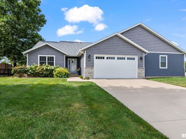 1124 Milldale Drive, Rochester, IL 62563