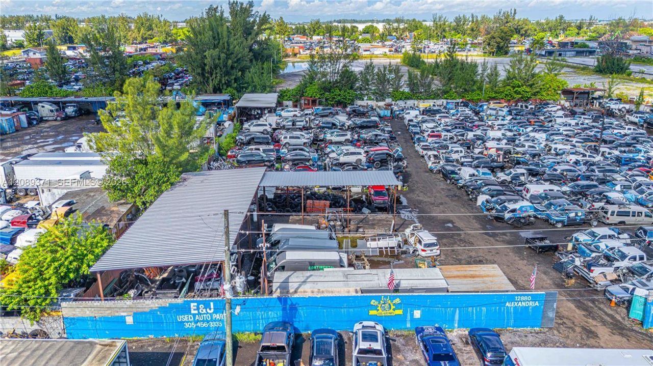 12880 Alexandria Dr, Opa Locka, FL 33054 Photo