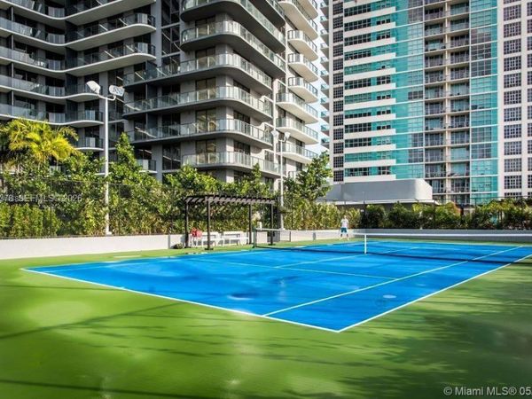121 NE 34th St, Unit 2202, Miami, FL 33137