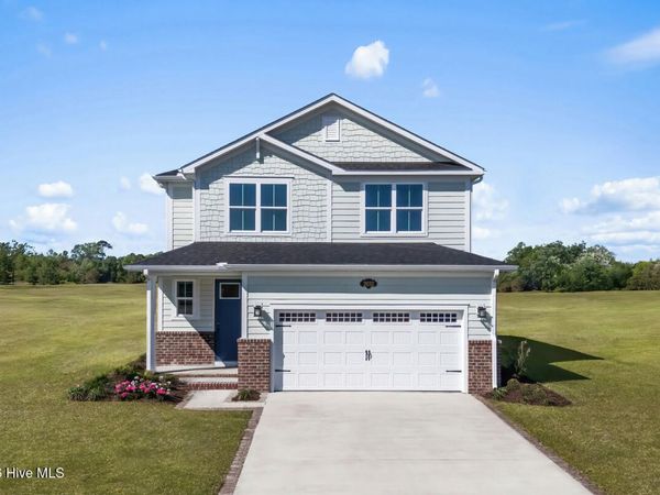 2222 Webfoot Drive NE, Bolivia, NC 28422