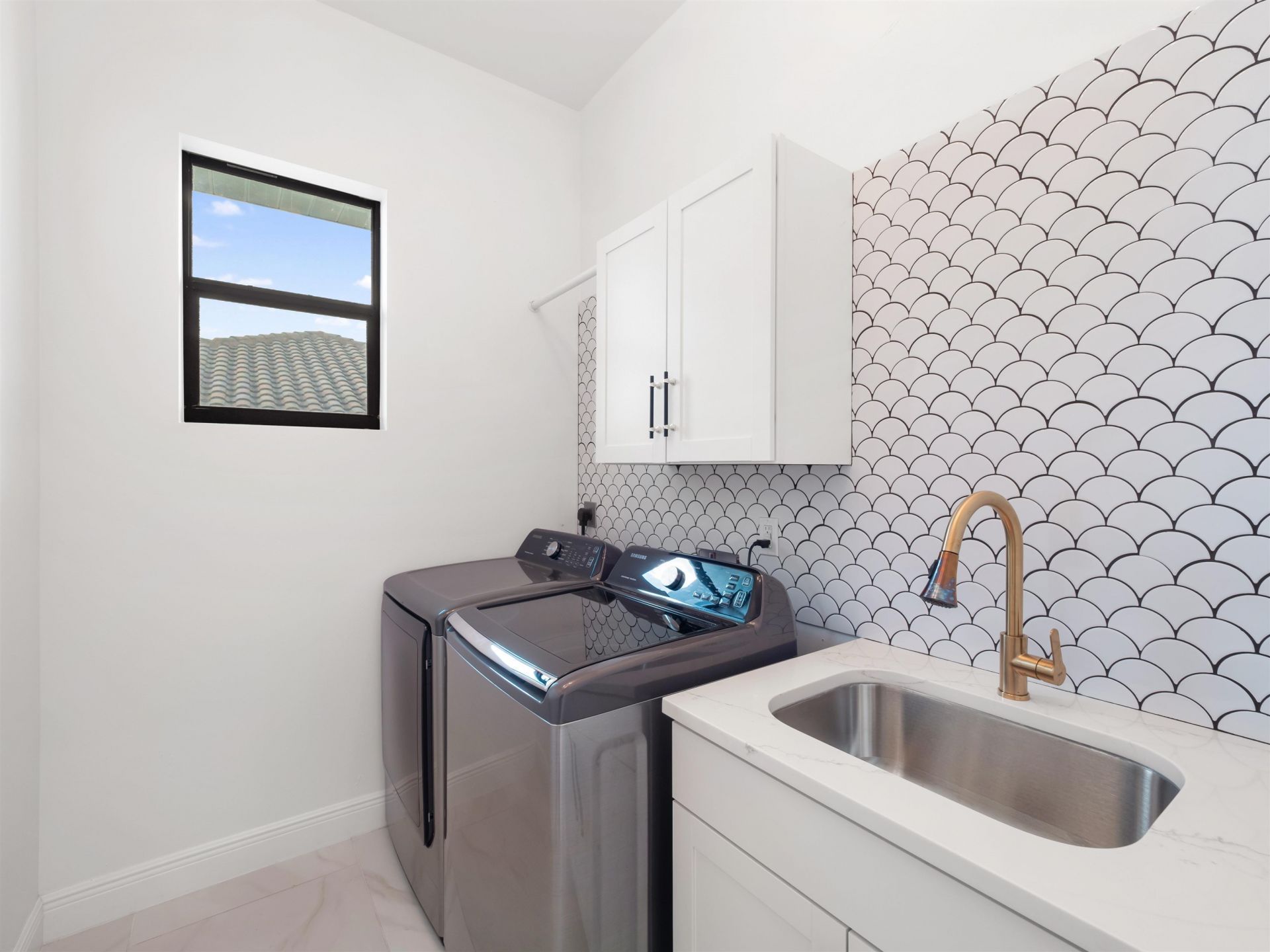 1021 Lucerne Pkwy, Cape Coral, FL 33904 Photo