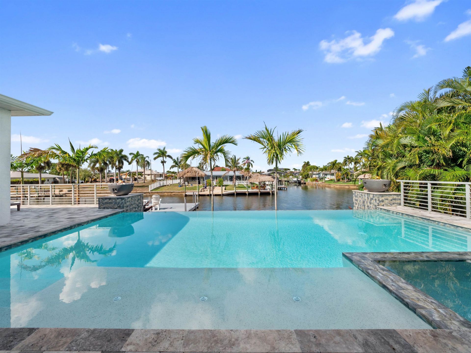 1021 Lucerne Pkwy, Cape Coral, FL 33904 Photo