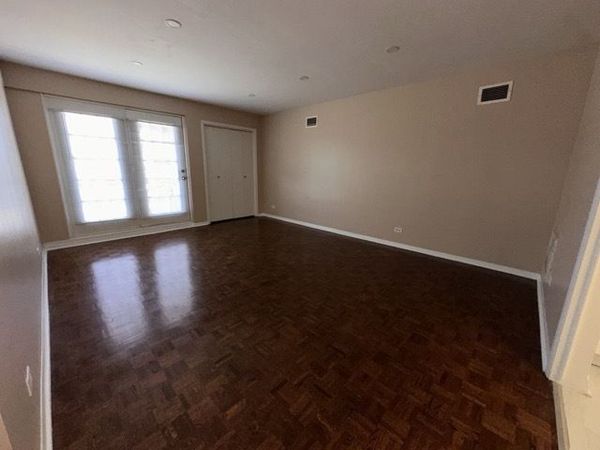 8701 S Mozart Avenue , Unit 3, Evergreen Park, IL 60805