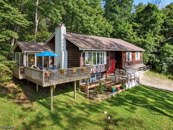 37 Shades Of Death Rd, Liberty, NJ 07838