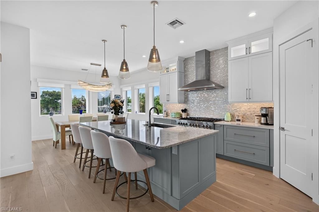 1272 Par View Dr, Sanibel, FL 33957 Photo