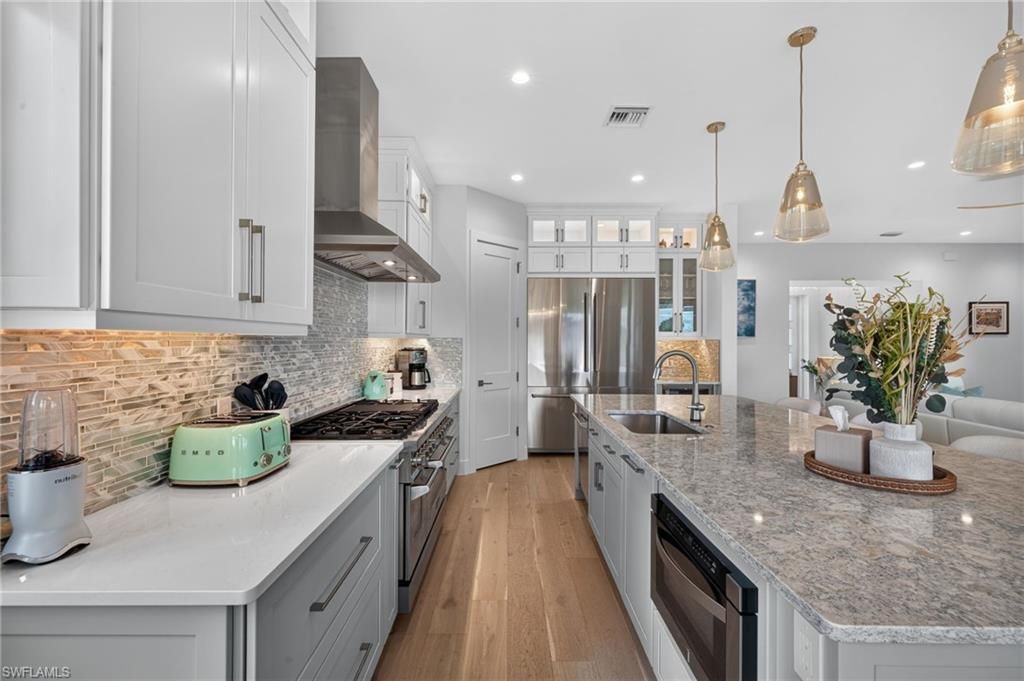 1272 Par View Dr, Sanibel, FL 33957 Photo