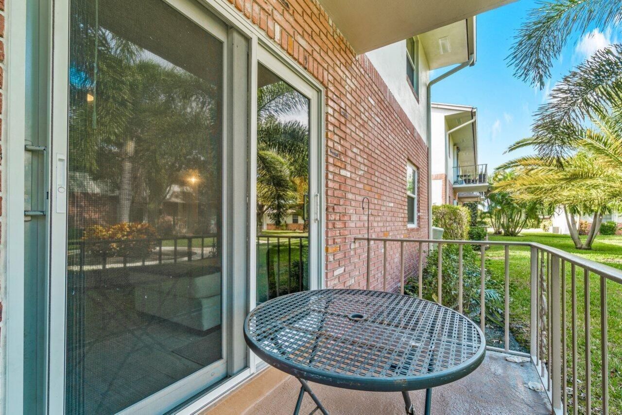 2037 S Seacrest Boulevard, Unit B, Boynton Beach, FL 33435 Photo