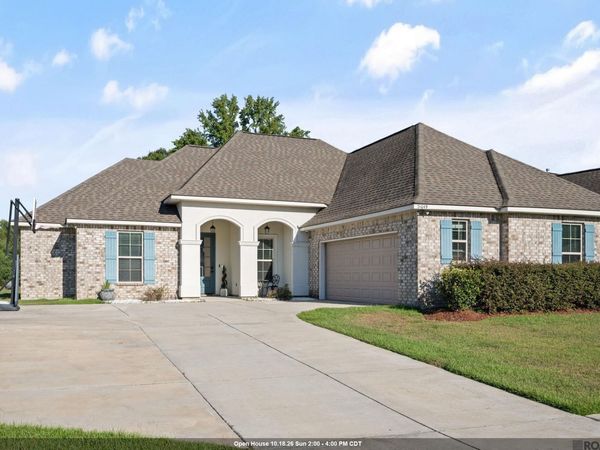 21049 High Plains Dr, Zachary, LA 70791