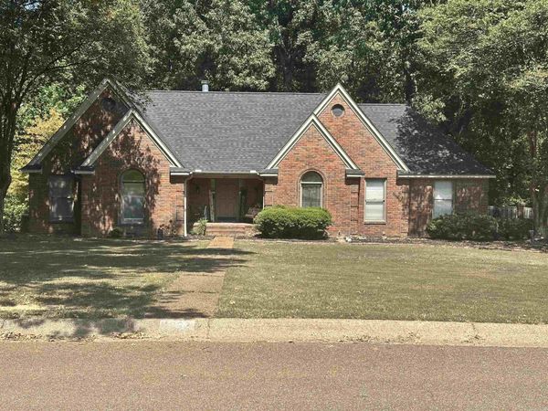 1887 Montrose Drive , Forrest City, AR 72335