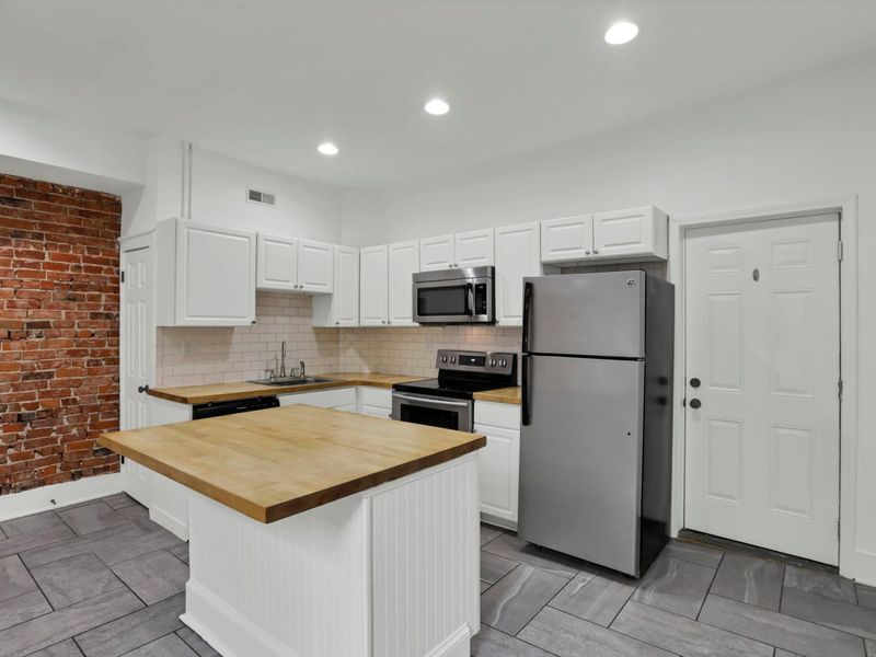 1687 Oak Street, Unit 1685, Columbus, OH 43205 Photo 14