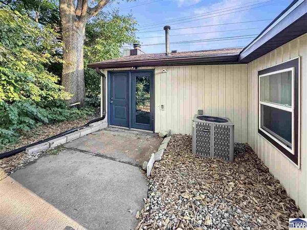 1157 E Voorhees Street, Terre Haute, IN 47802