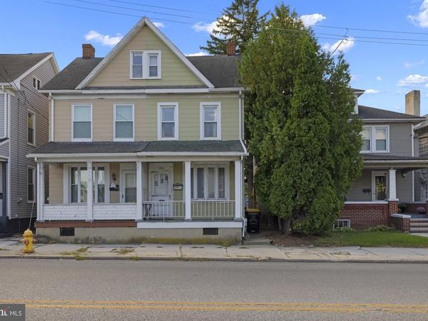 593 BALTIMORE STREET , HANOVER, PA 17331