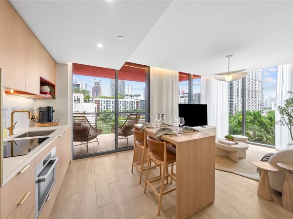 90 NE 32nd St, Unit 501, Miami, FL 33137