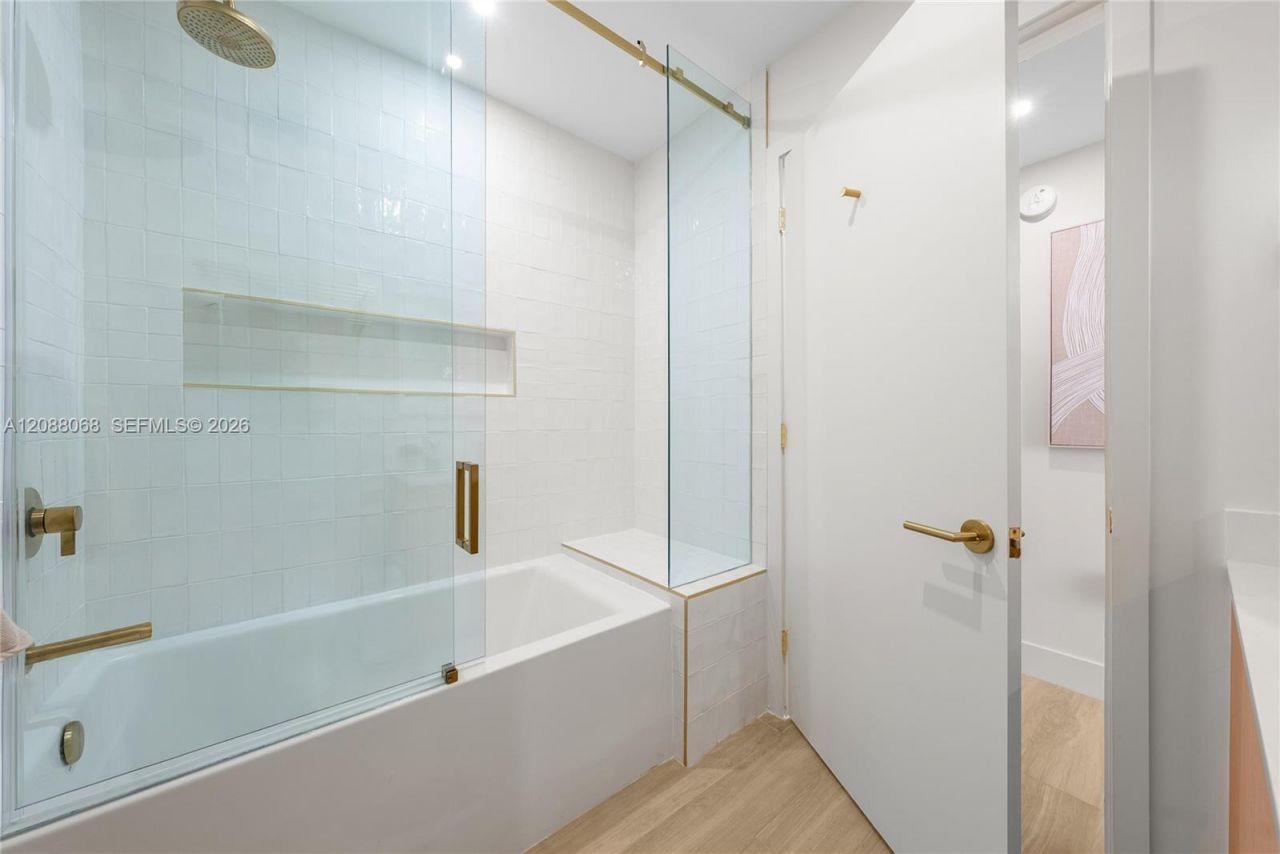 90 NE 32nd St, Unit 501, Miami, FL 33137 Photo
