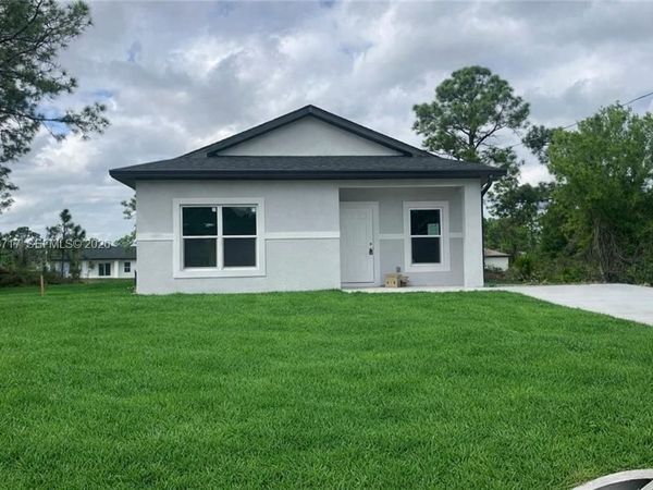 4214 E 30TH ST, Alva, FL 33920