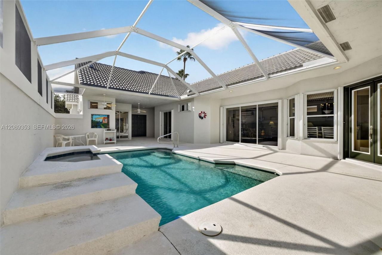619 SW Lake Charles Cir, Port Saint Lucie, FL 34986 Photo