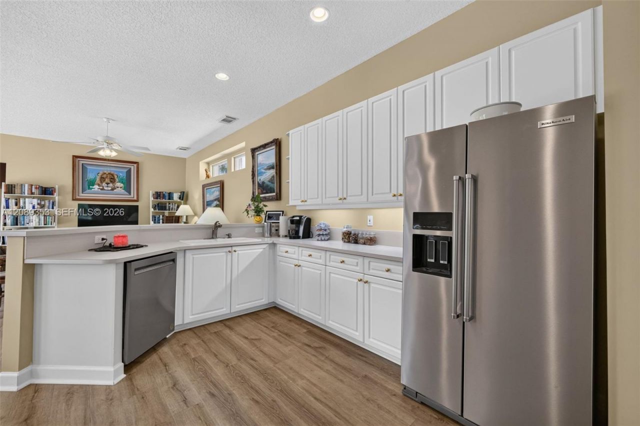 619 SW Lake Charles Cir, Port Saint Lucie, FL 34986 Photo