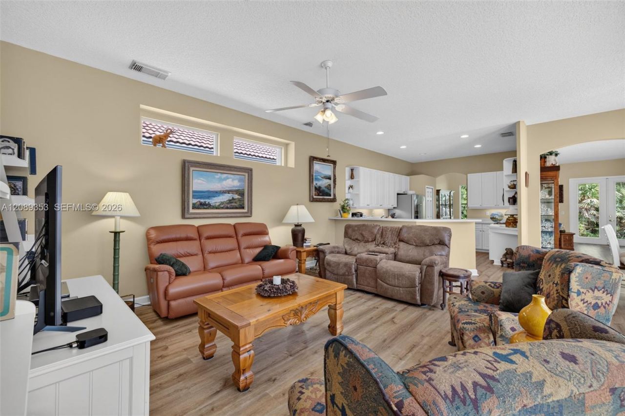 619 SW Lake Charles Cir, Port Saint Lucie, FL 34986 Photo