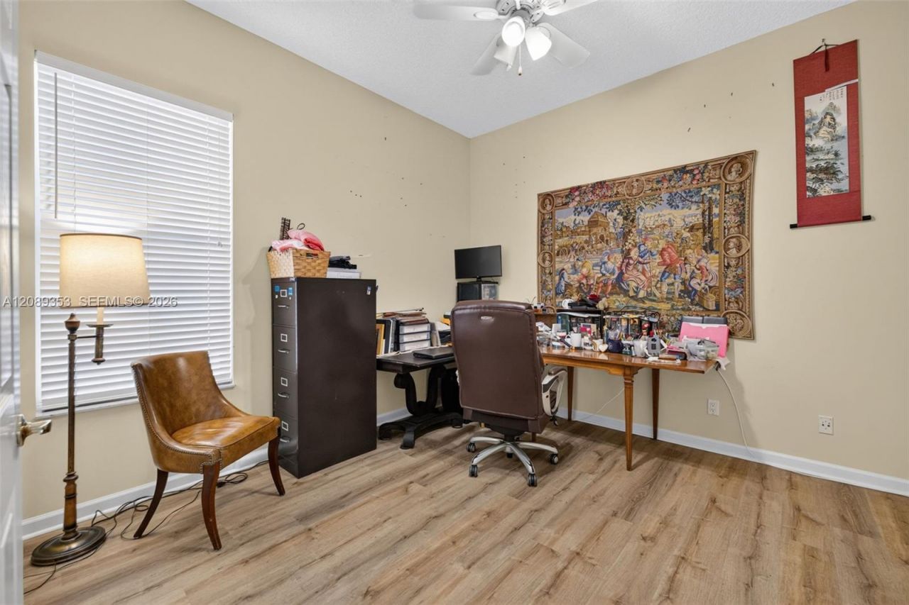 619 SW Lake Charles Cir, Port Saint Lucie, FL 34986 Photo