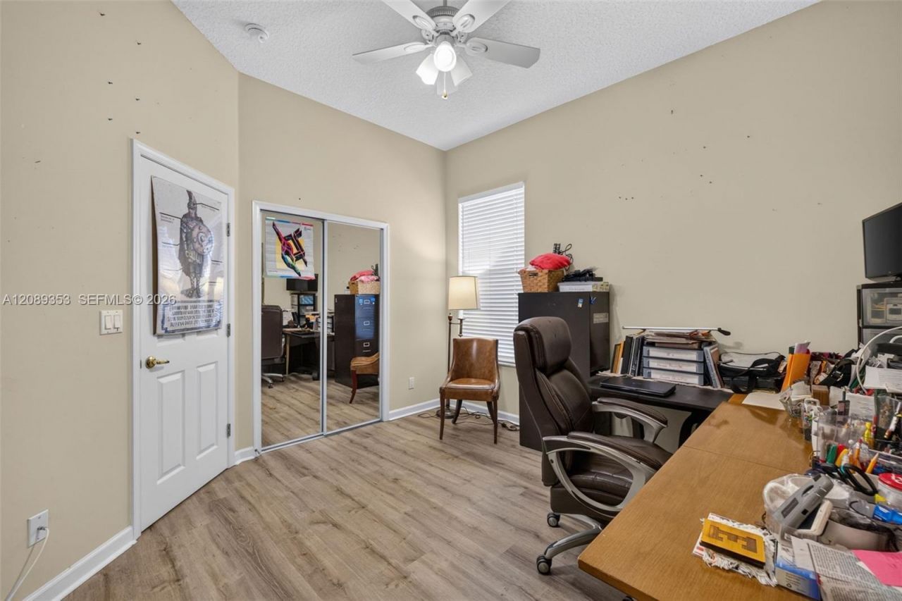 619 SW Lake Charles Cir, Port Saint Lucie, FL 34986 Photo