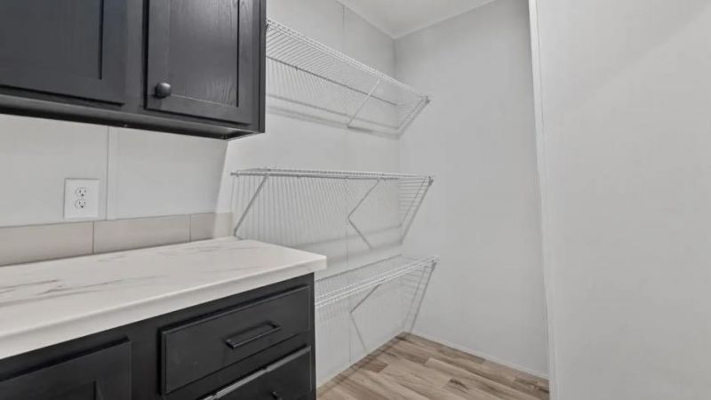 2529 Hugo Rd.  Photo 15