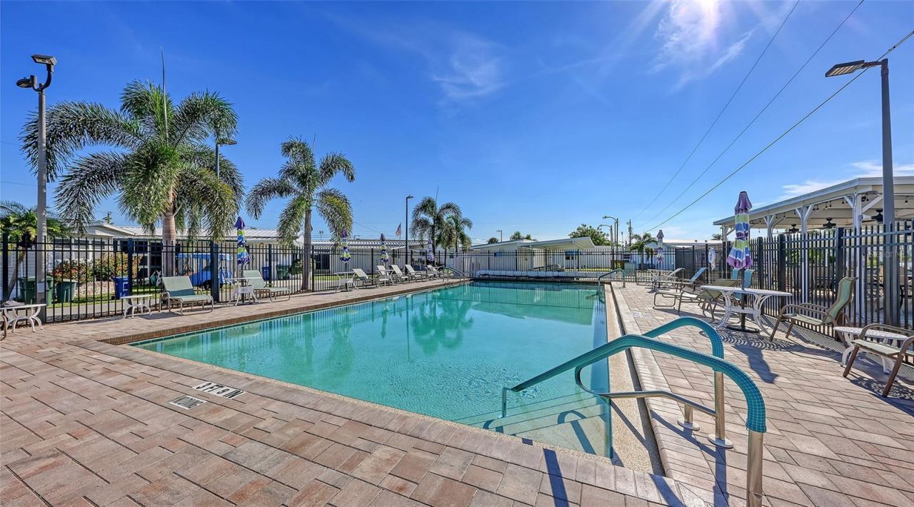 2036 S Mobile Estates Drive, Sarasota, FL 34231 Photo