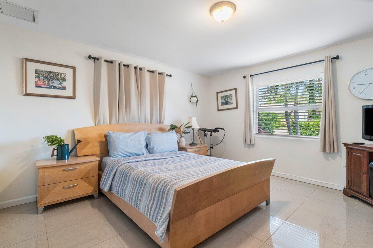 1114 S M Street, Lake Worth Beach, FL 33460 Photo
