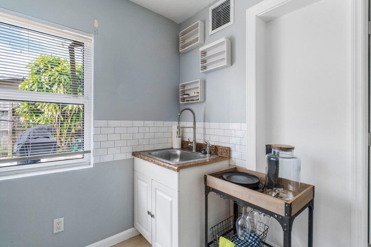 1114 S M Street, Lake Worth Beach, FL 33460 Photo