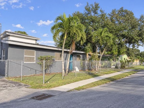 800 NW 16TH Avenue, Unit 1-2, Fort Lauderdale, FL 33311