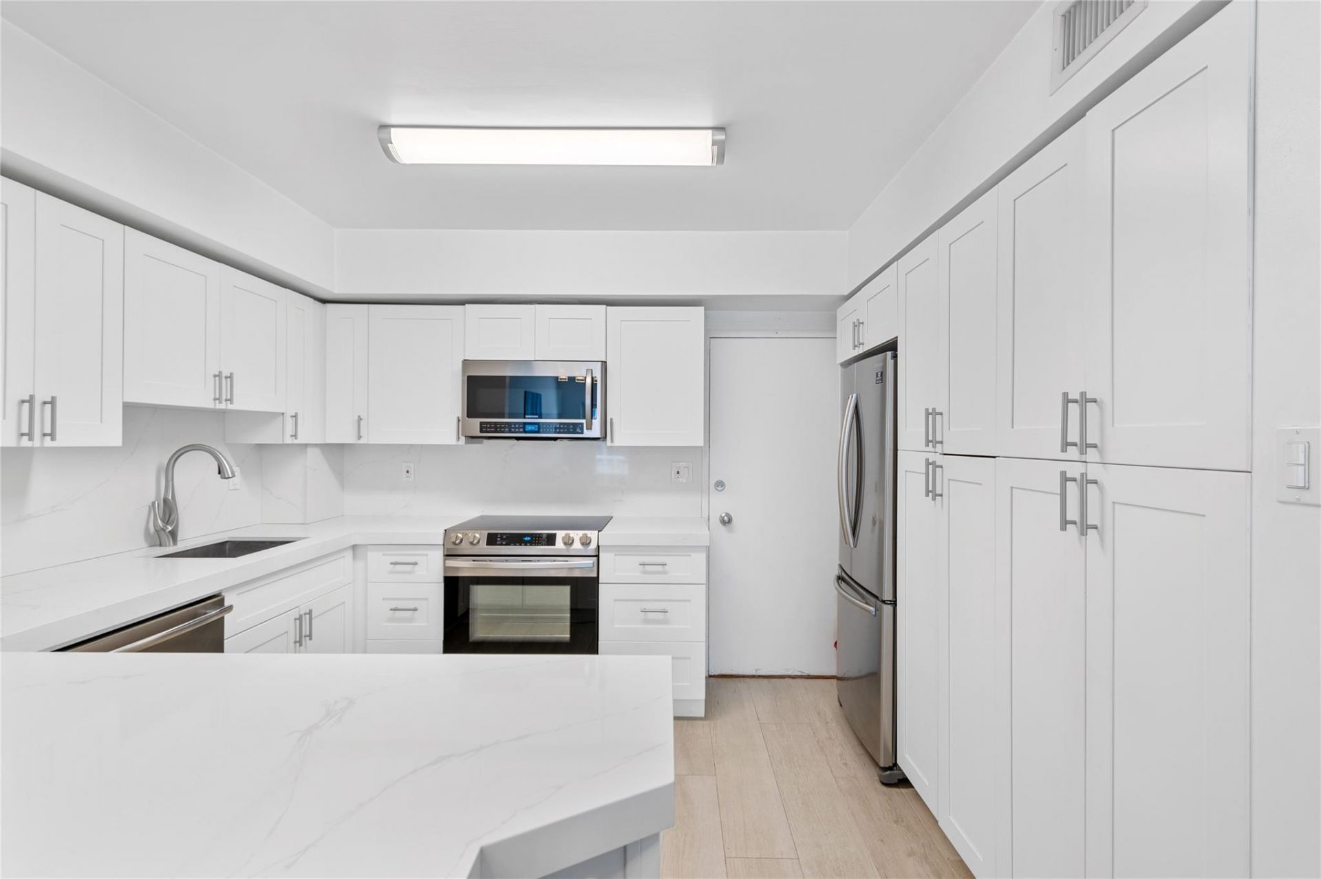 3850 Galt Ocean Drive, Unit 1504, Fort Lauderdale, FL 33308 Photo