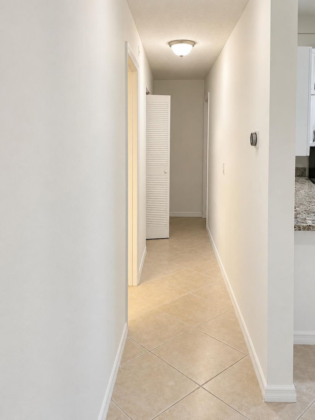 283 Springdale Circle, Unit 28C, Palm Springs, FL 33461 Photo
