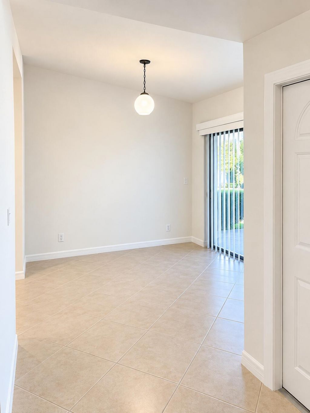 283 Springdale Circle, Unit 28C, Palm Springs, FL 33461 Photo