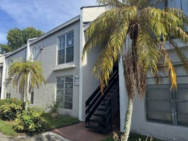 4425 TREEHOUSE Lane, Unit 29F, Tamarac, FL 33319