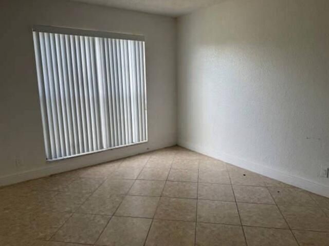 4425 Treehouse Lane, Unit 29F, Tamarac, FL 33319 Photo