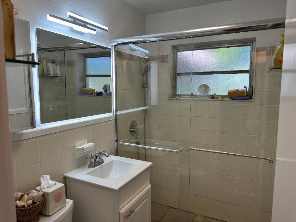 1075 James Road, Lantana, FL 33462 Photo