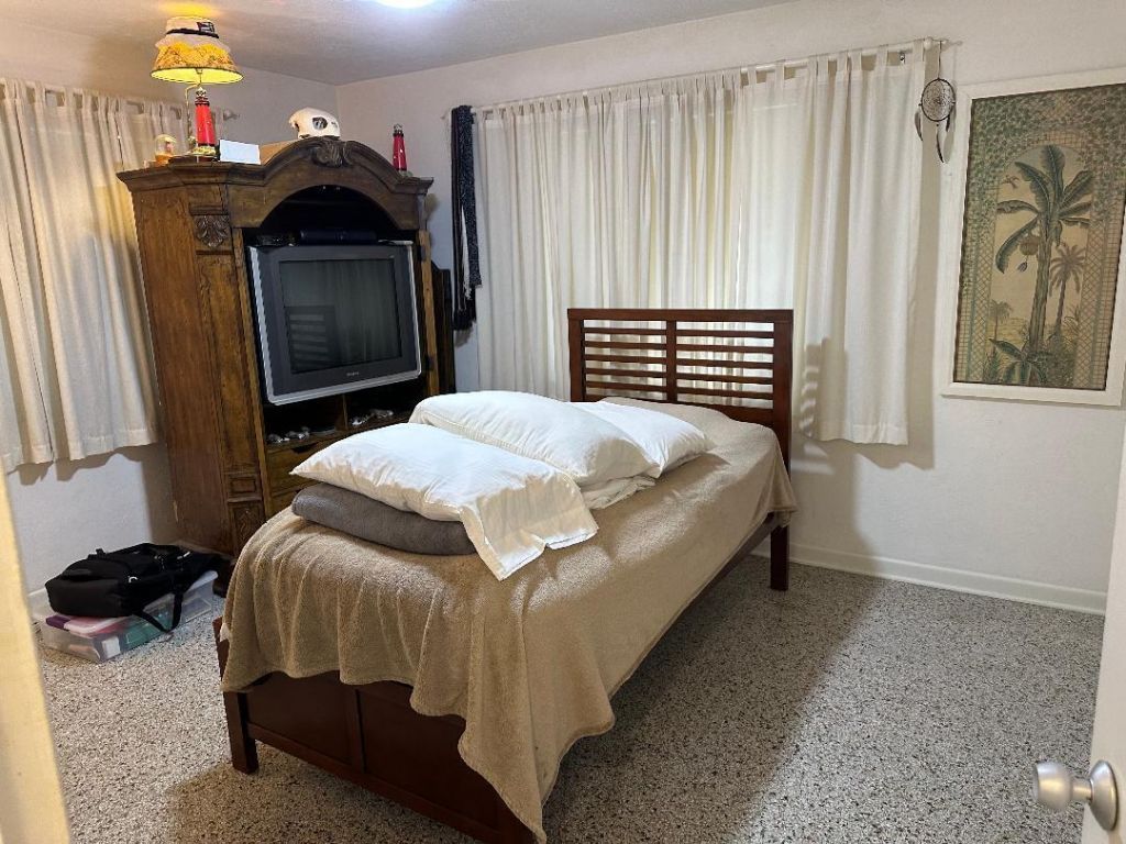 1075 James Road, Lantana, FL 33462 Photo