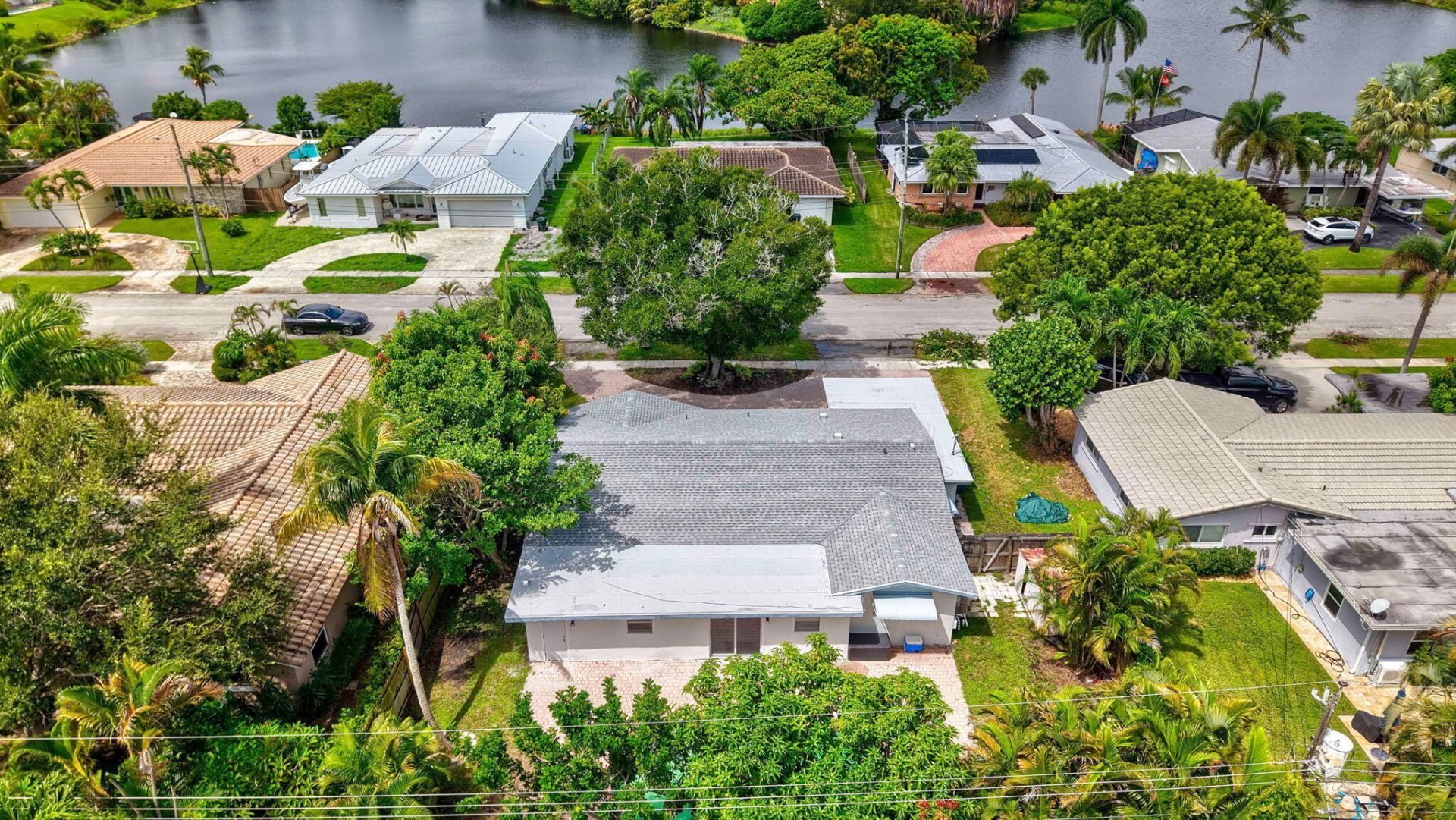 898 SW 10th Avenue, Boca Raton, FL 33486 Photo