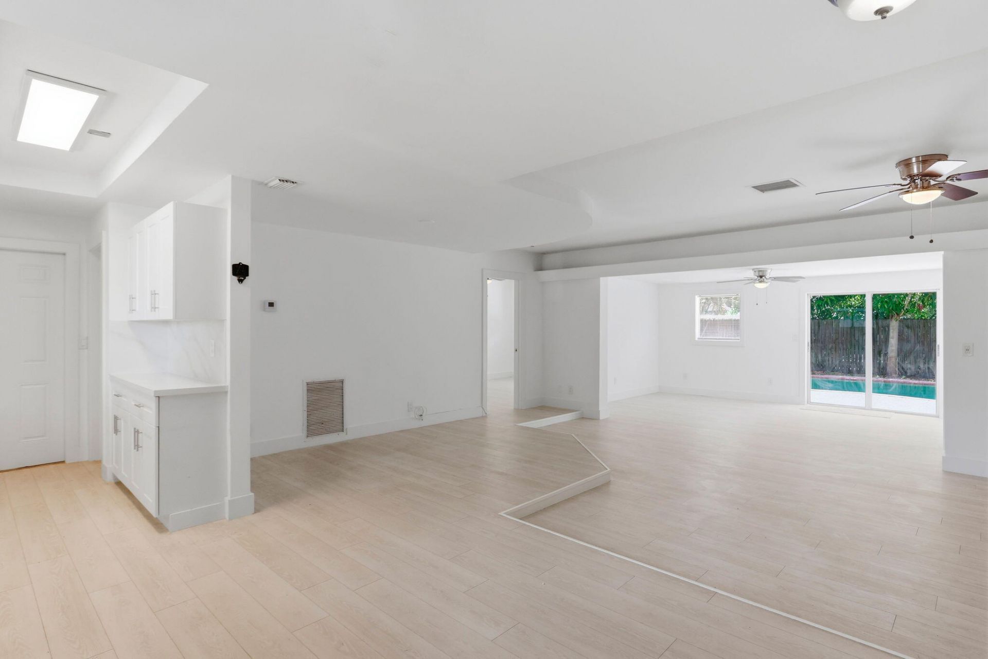 898 SW 10th Avenue, Boca Raton, FL 33486 Photo