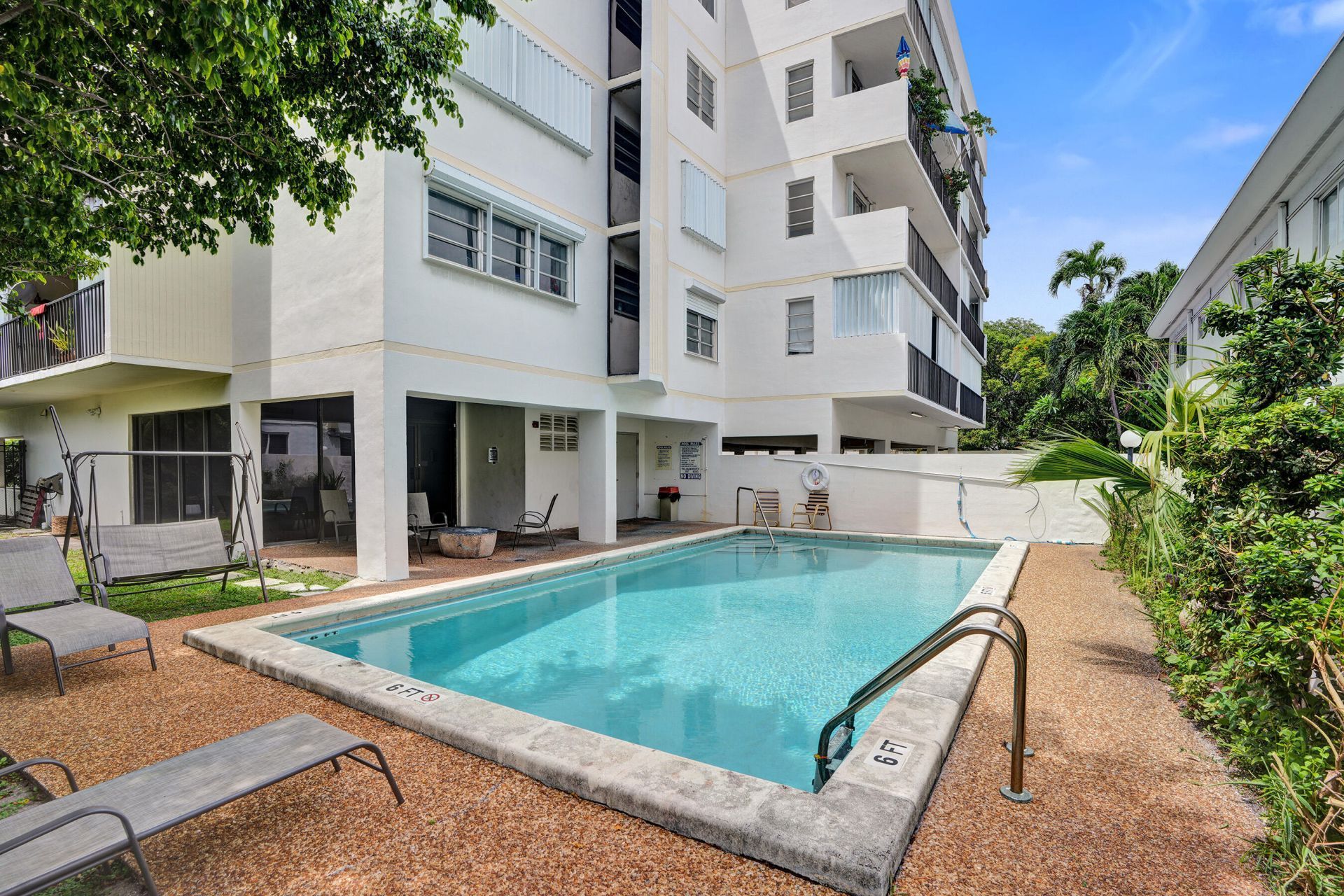 7601 Byron Avenue, Unit 3C, Miami Beach, FL 33141 Photo