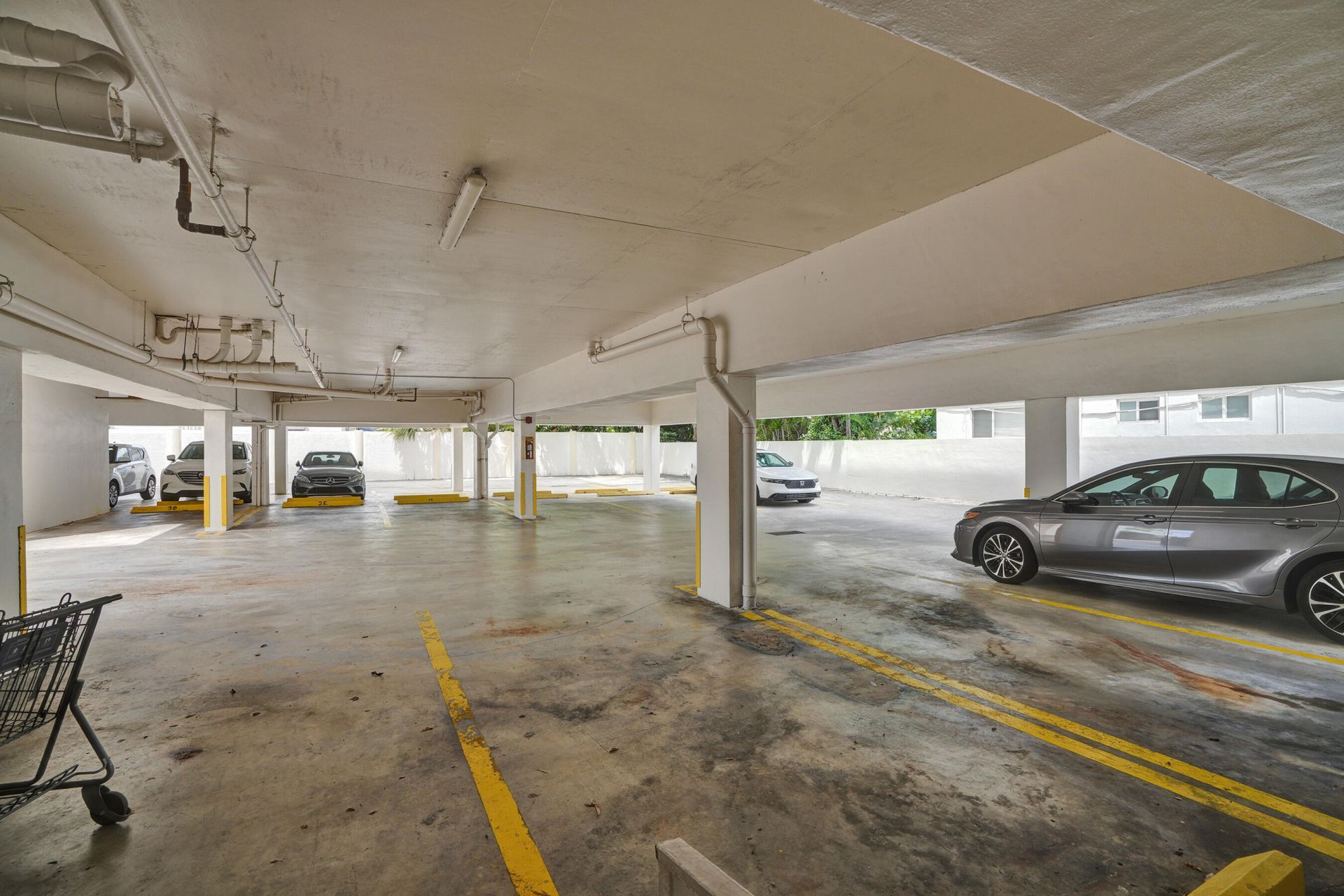 7601 Byron Avenue, Unit 3C, Miami Beach, FL 33141 Photo