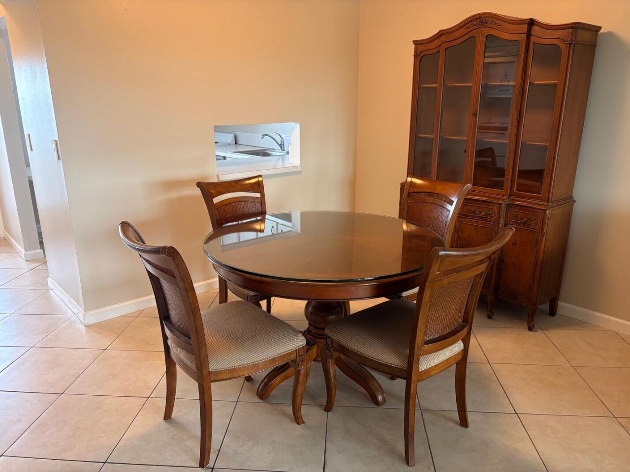 2901 NW 46th Avenue, Unit 405, Lauderdale Lakes, FL 33313 Photo