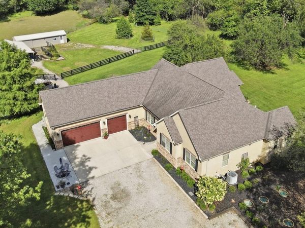 6147 Africa Road, Galena, OH 43021