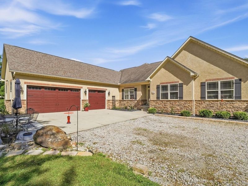 6147 Africa Road, Galena, OH 43021 Photo 2