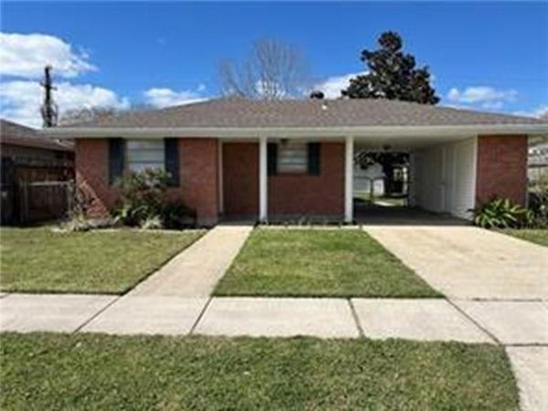 2120 FRANCIS Street, Violet, LA 70092